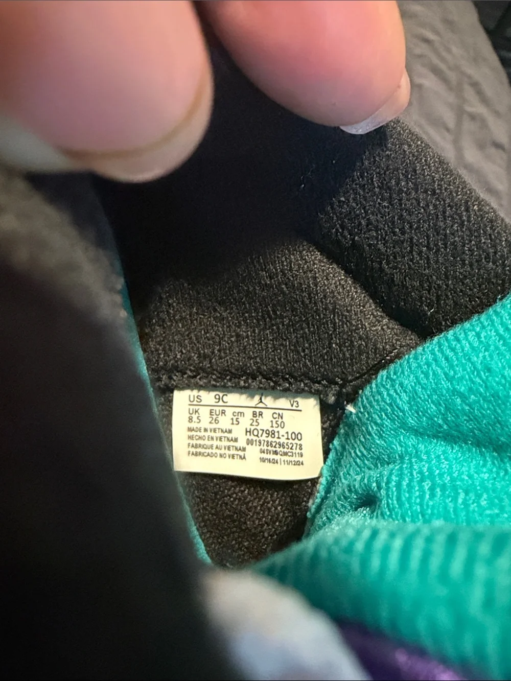 Nike Kids Black and Teal Bottoms